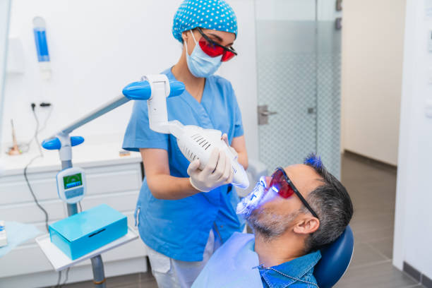 Best Emergency Tooth Extraction in New Pek, IN